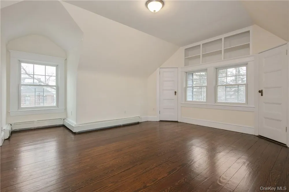 270 W 261 STREET #3rd floor Bronx, NY 10471