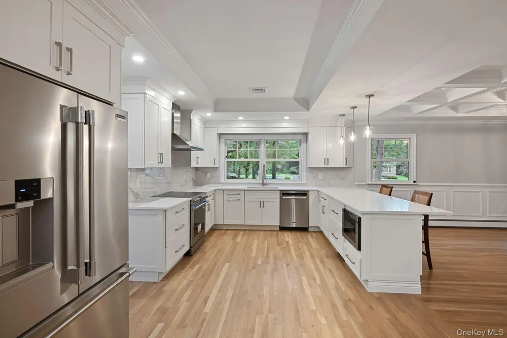 19 MICHAELS LANE Old Brookville, NY 11545