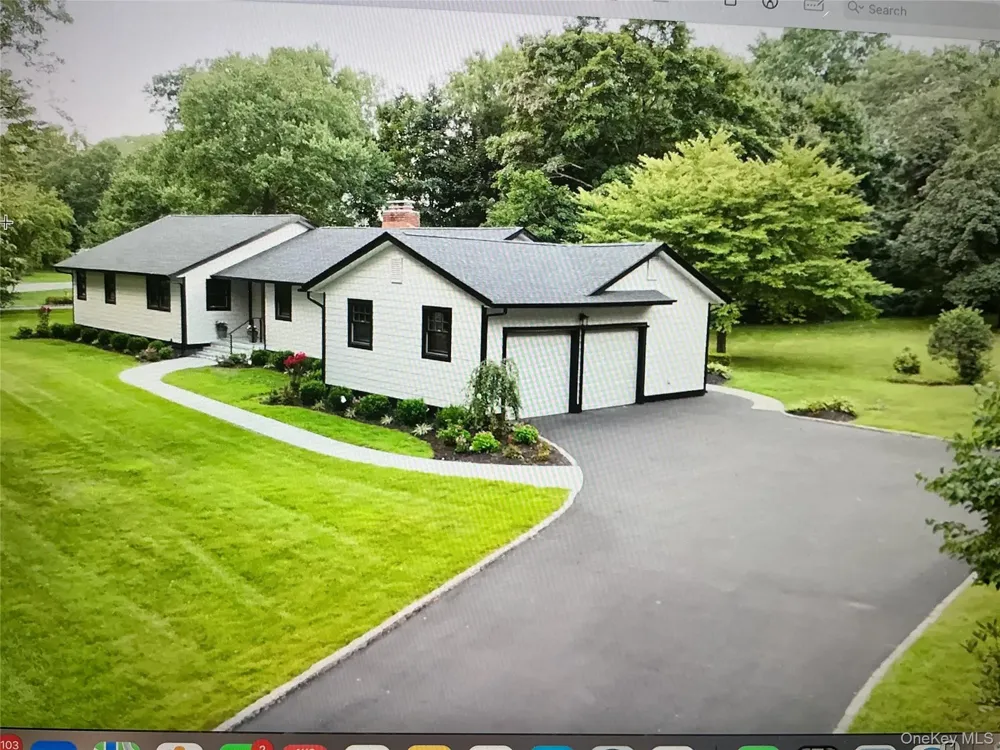 19 MICHAELS LANE Old Brookville, NY 11545