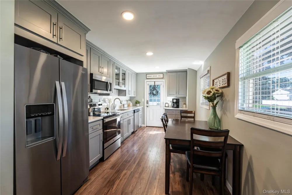5 Norwalk Lane Selden, NY 11784
