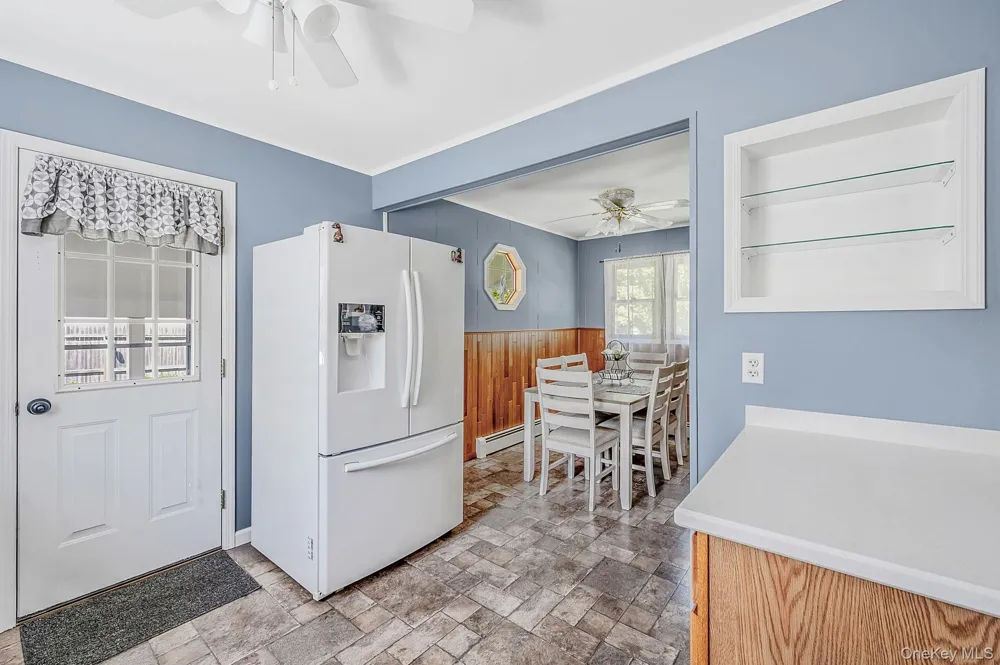 152 Grand Avenue Shirley, NY 11967