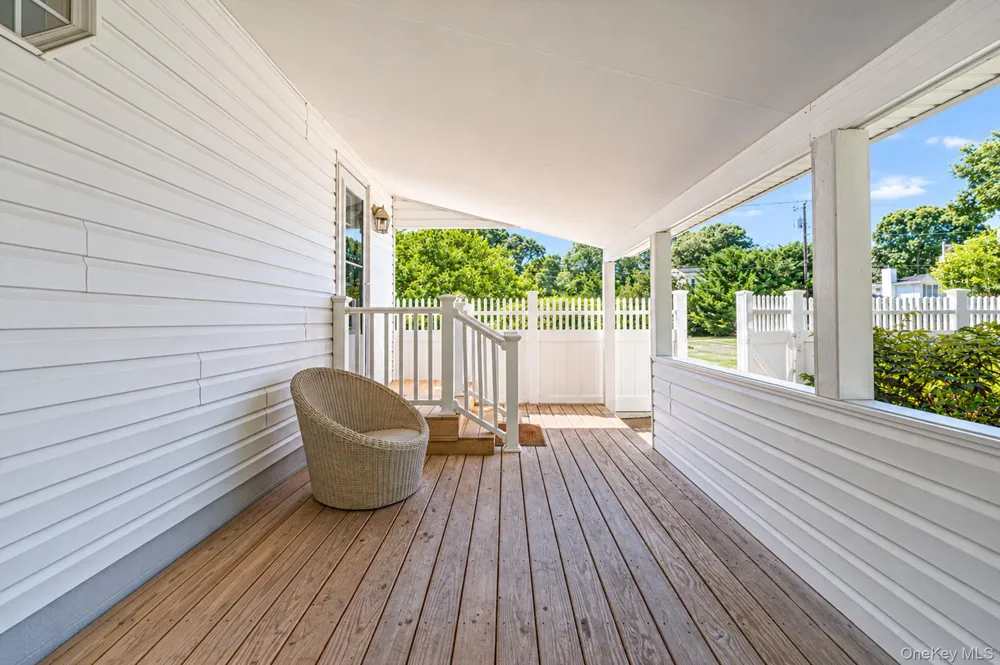 152 Grand Avenue Shirley, NY 11967