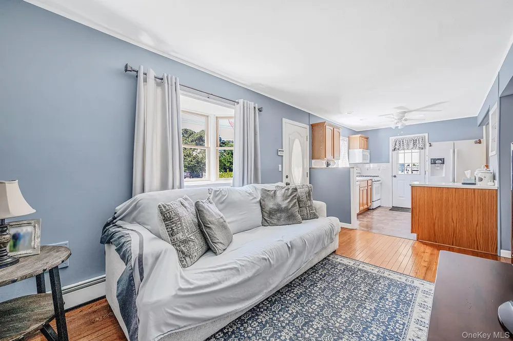 152 Grand Avenue Shirley, NY 11967