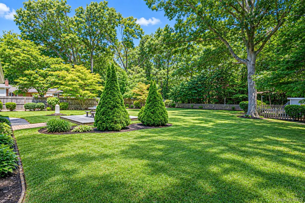 152 Grand Avenue Shirley, NY 11967