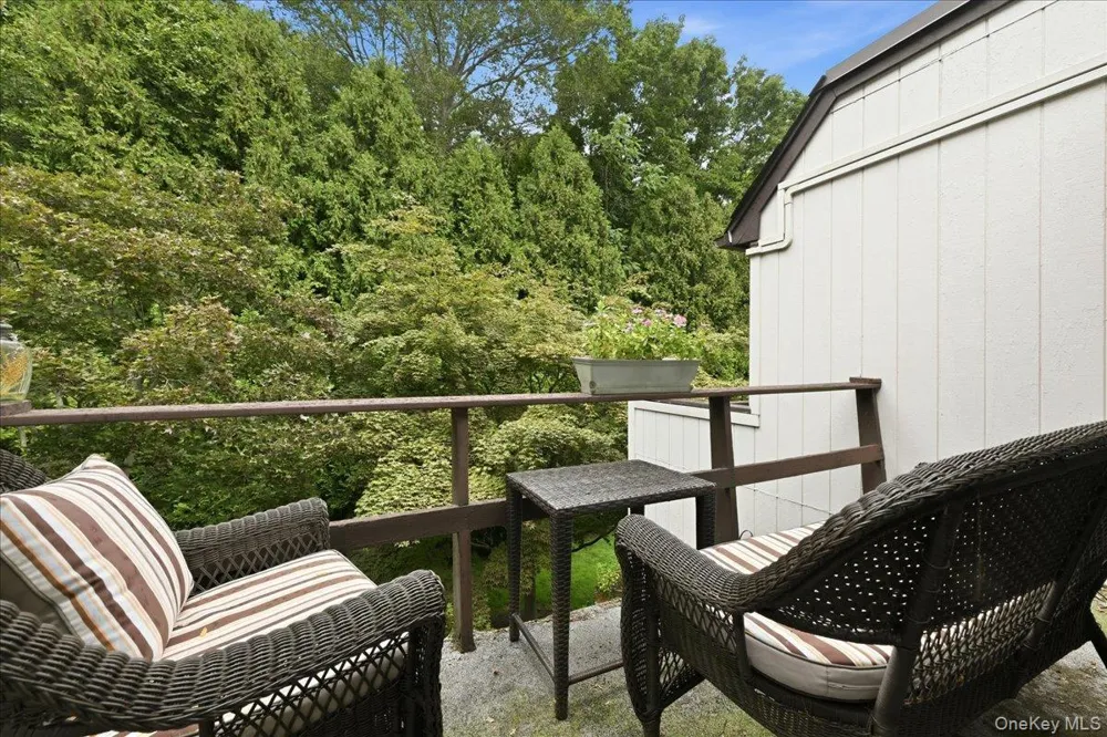 40 Cedar Lane #40 Glen Head, NY 11545