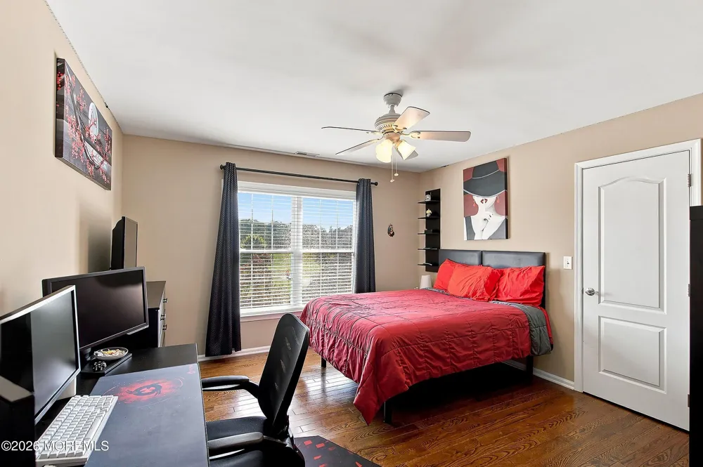 43 Oxford Circle Southampton, NJ 08088