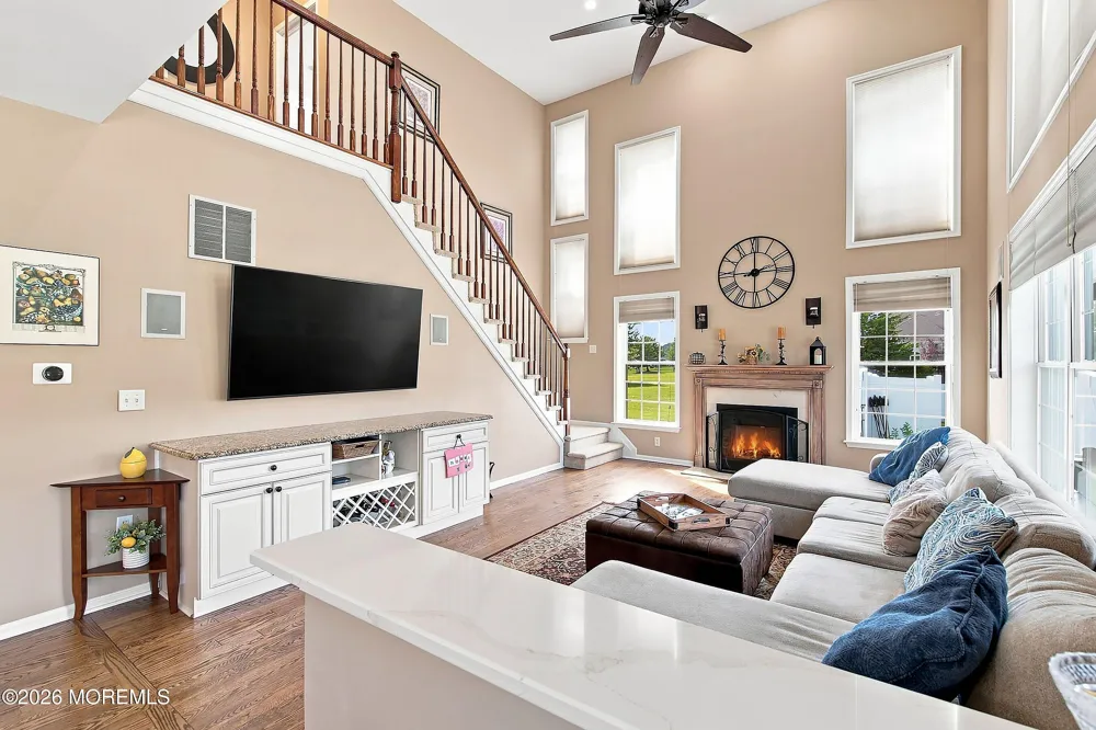 43 Oxford Circle Southampton, NJ 08088