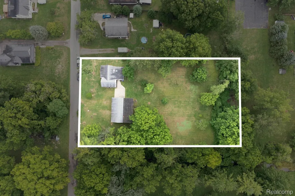 115 W State Street Croswell City, MI 48422