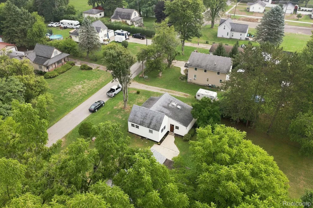 115 W State Street Croswell City, MI 48422