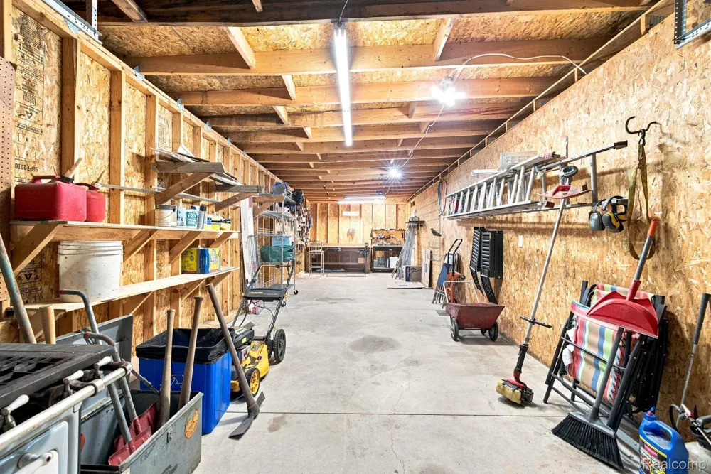 115 W State Street Croswell City, MI 48422