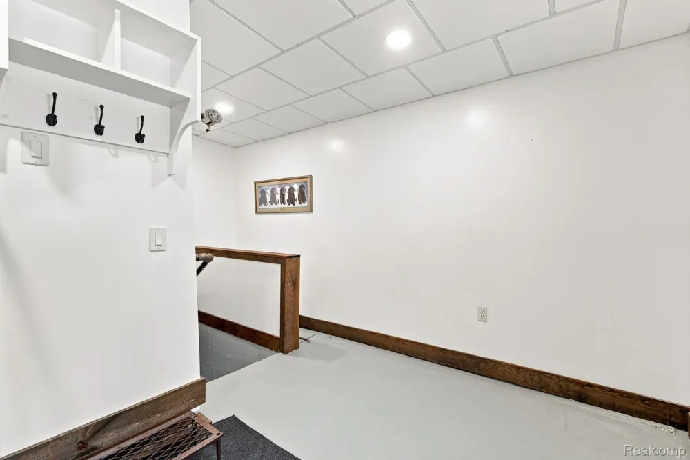 115 W State Street Croswell City, MI 48422