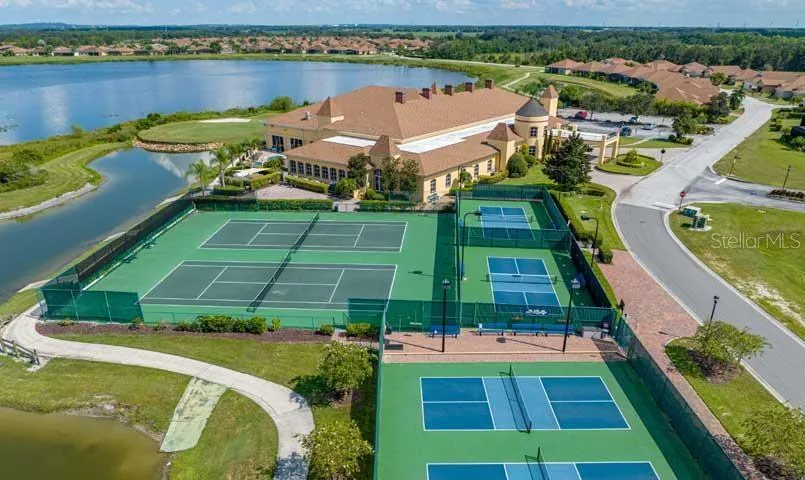 4195 MUIRFIELD LOOP Lake Wales, FL 33859