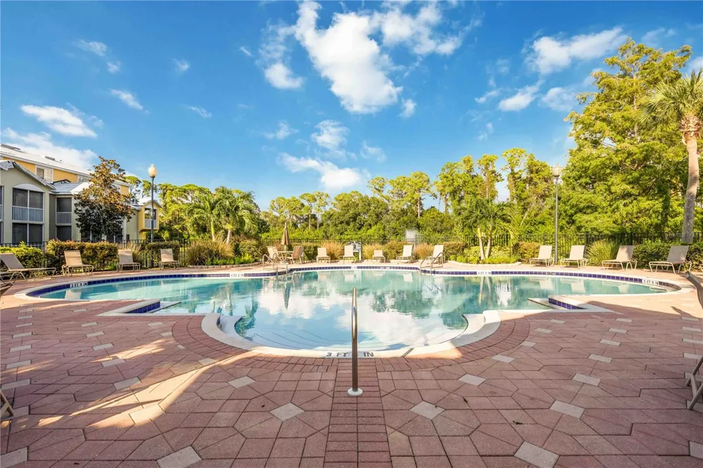 5601 BENTGRASS DRIVE #10-117 Sarasota, FL 34235