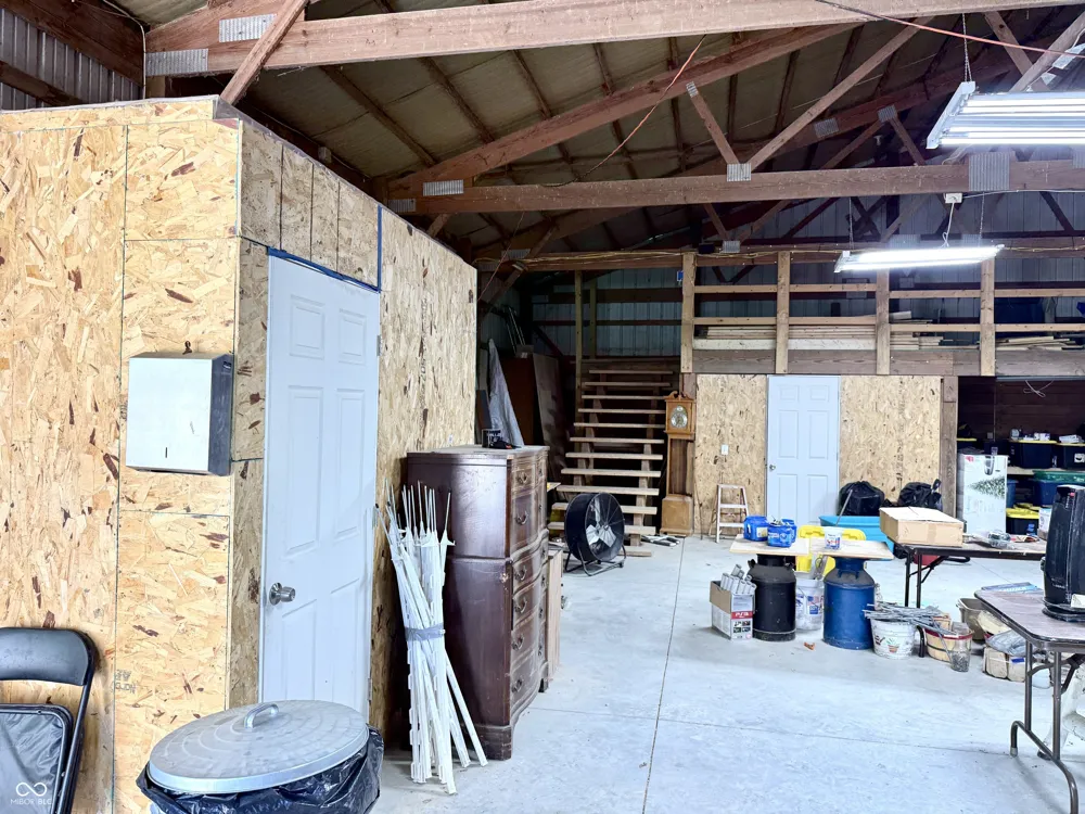 842 W Cutsinger Road Greenwood, IN 46143