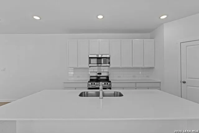6866 Flores Rd Spring Branch, TX 78070