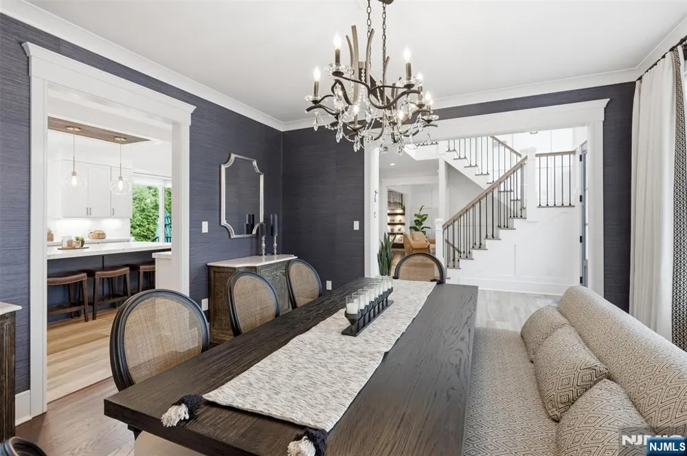 2 Churchill Court Paramus, NJ 07652