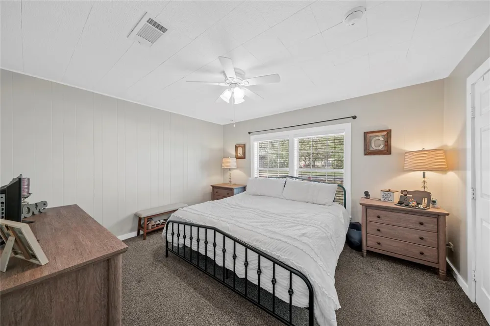 3027 Poppy Street Needville, TX 77461