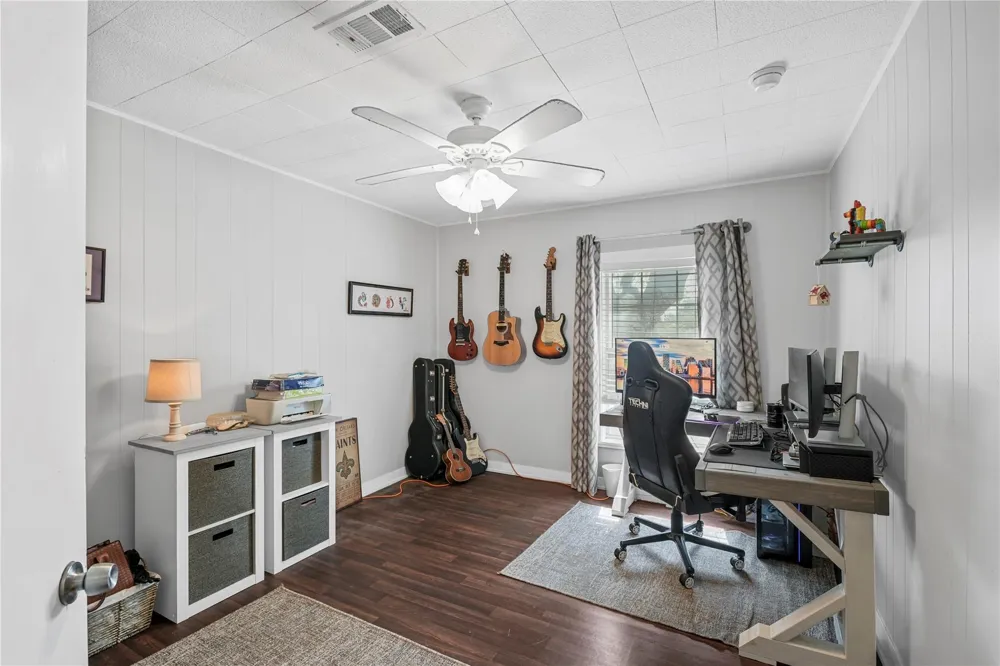 3027 Poppy Street Needville, TX 77461