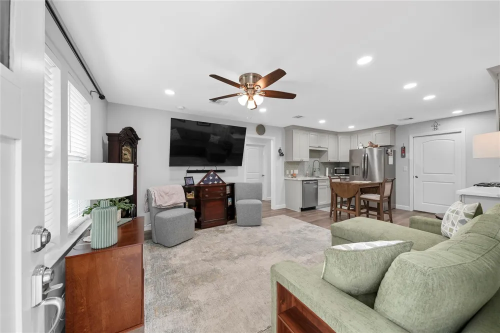 3027 Poppy Street Needville, TX 77461