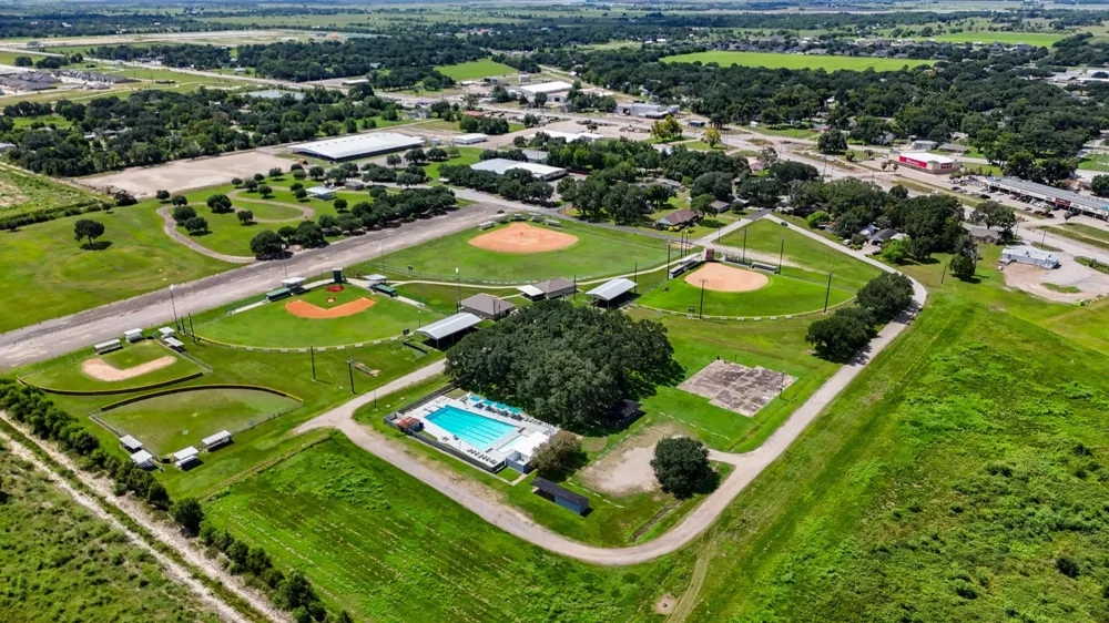 3027 Poppy Street Needville, TX 77461