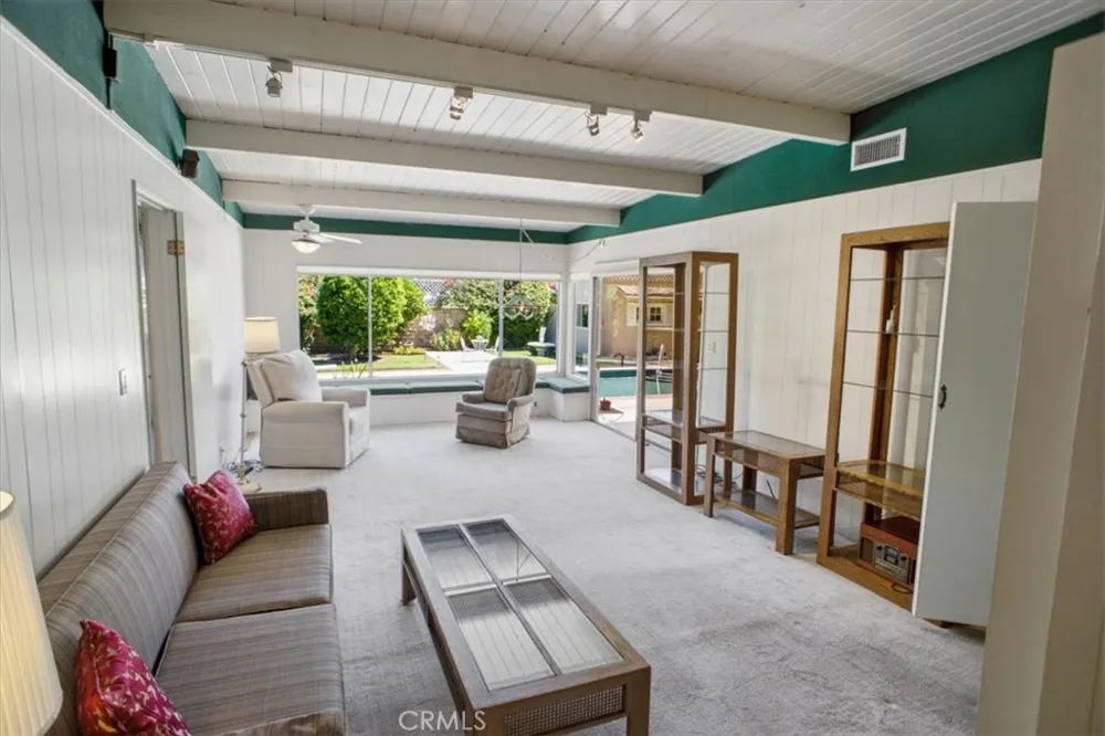 620 S Sparks Street Burbank, CA 91506