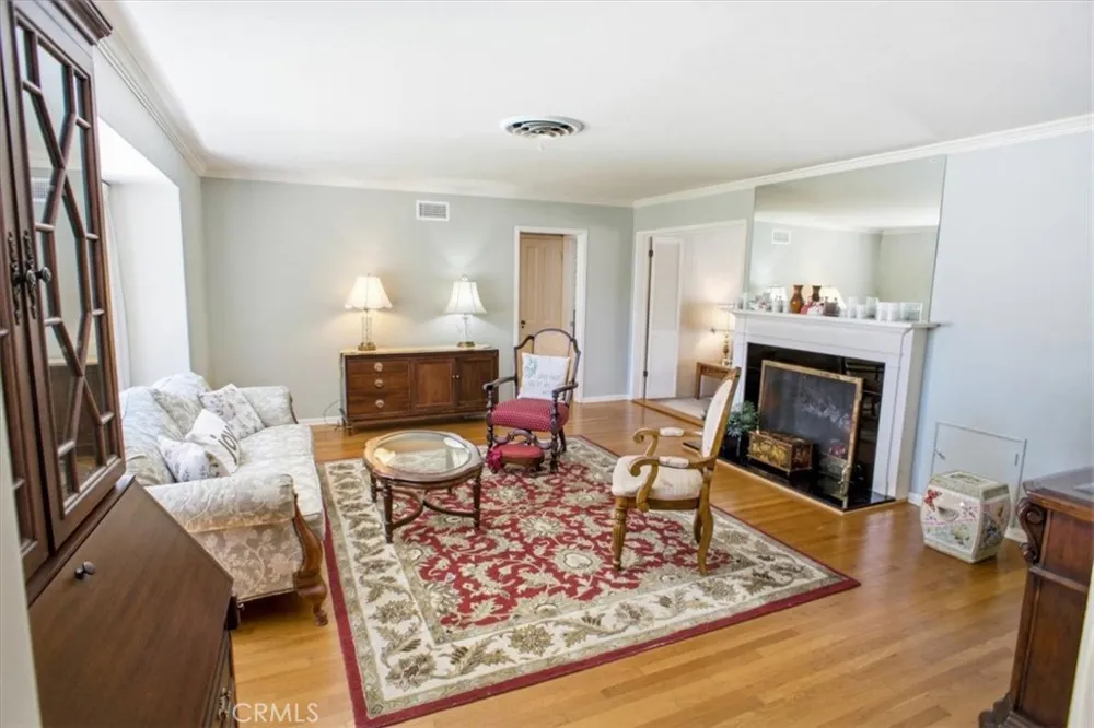 620 S Sparks Street Burbank, CA 91506