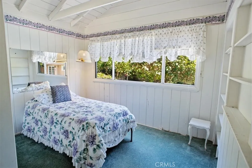 620 S Sparks Street Burbank, CA 91506