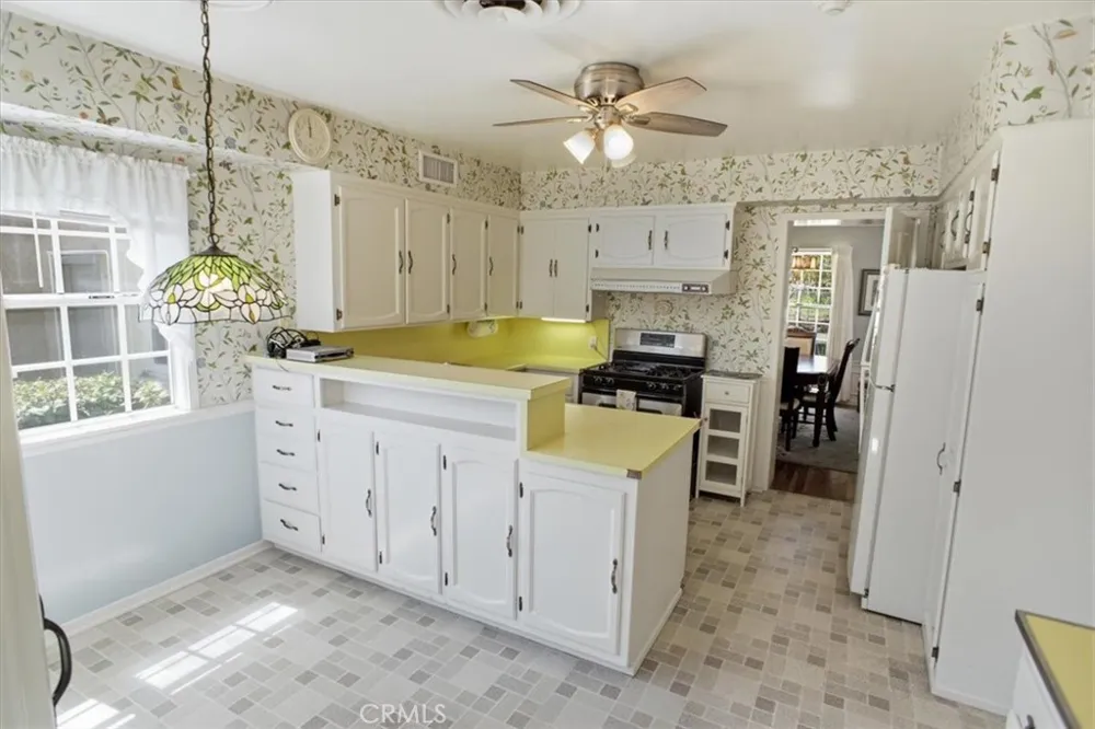 620 S Sparks Street Burbank, CA 91506