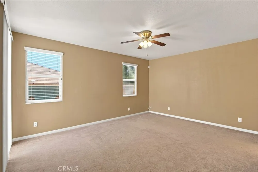19316 Aspenleaf Perris, CA 92570
