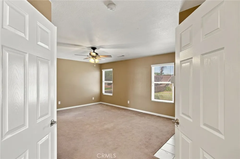 19316 Aspenleaf Perris, CA 92570