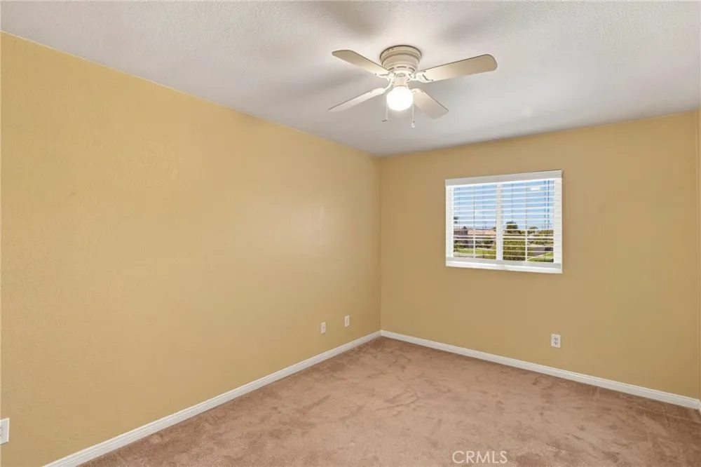 19316 Aspenleaf Perris, CA 92570