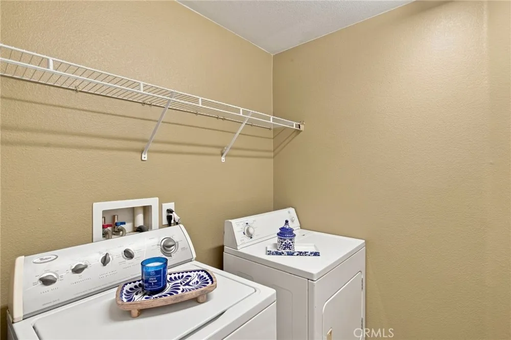 19316 Aspenleaf Perris, CA 92570