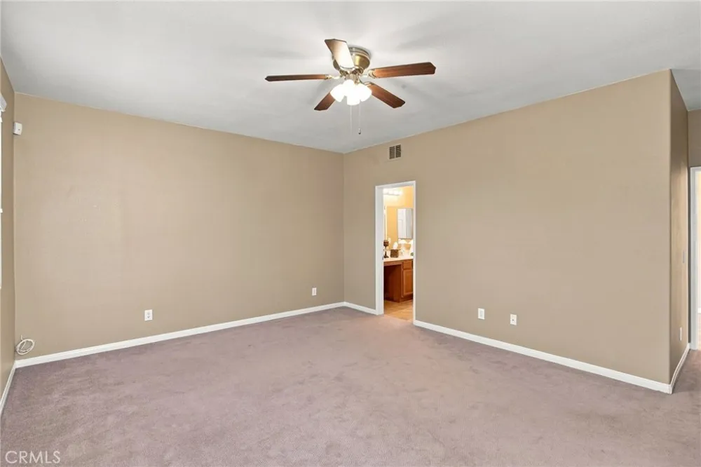 19316 Aspenleaf Perris, CA 92570