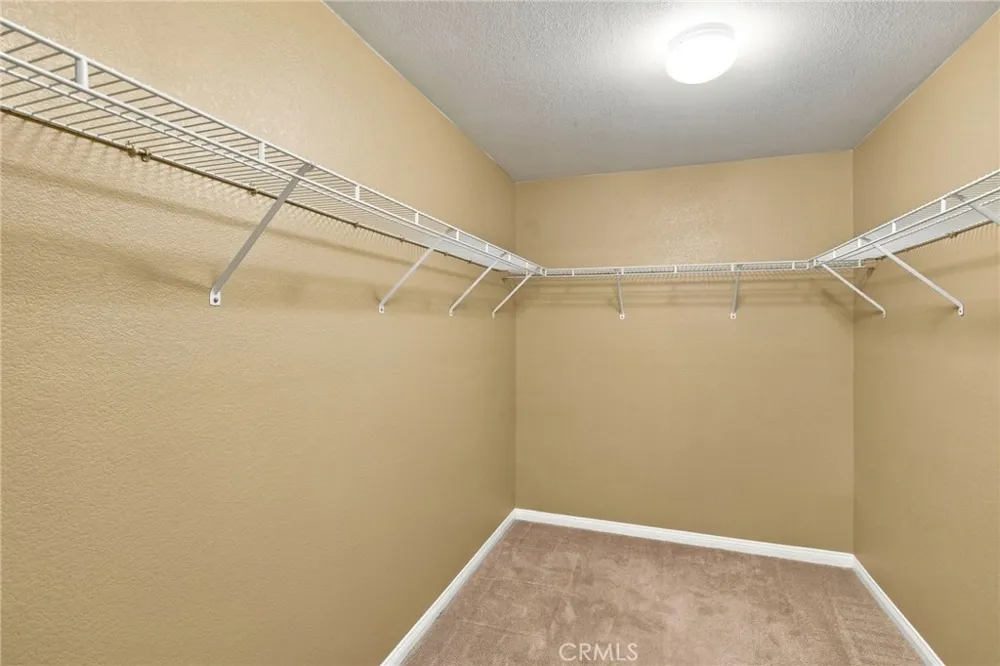 19316 Aspenleaf Perris, CA 92570