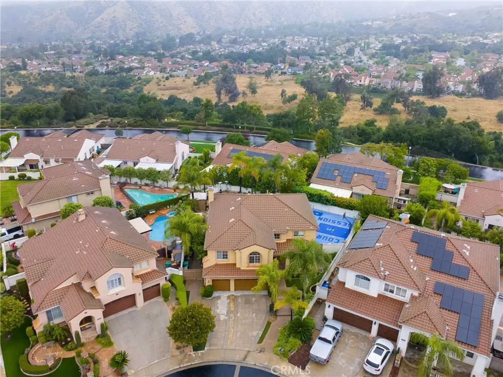 6137 Ridgemont La Verne, CA 91750