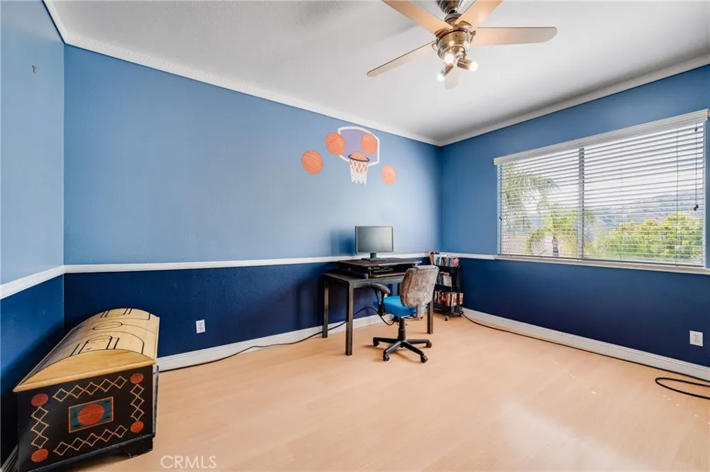 6137 Ridgemont La Verne, CA 91750