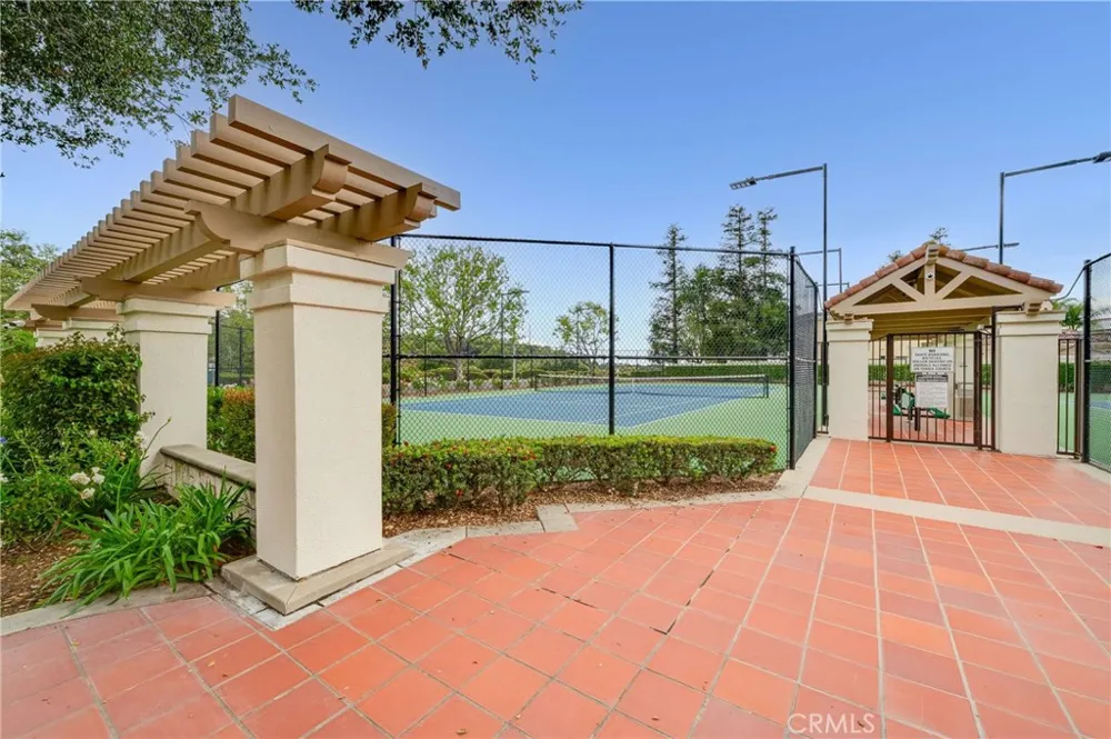 6137 Ridgemont La Verne, CA 91750