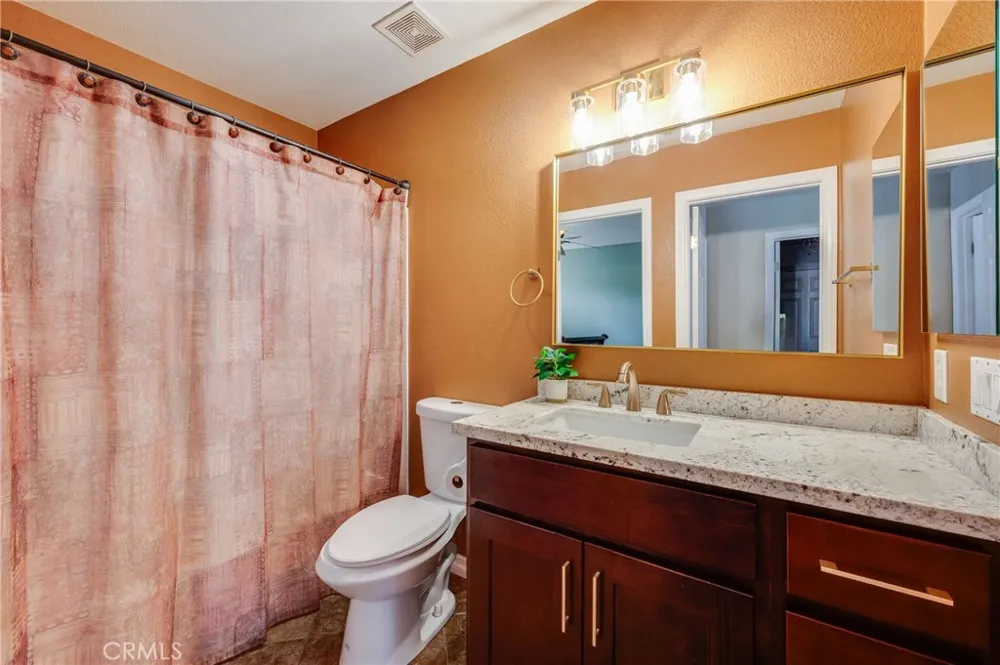 6137 Ridgemont La Verne, CA 91750