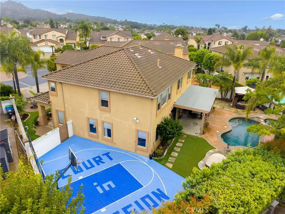 6137 Ridgemont La Verne, CA 91750
