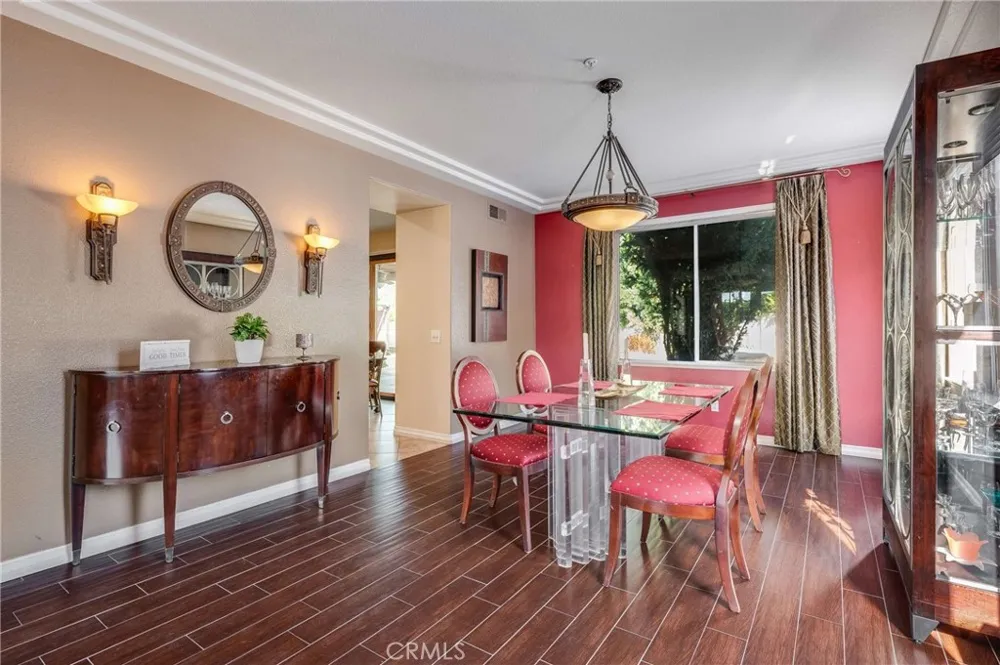 6137 Ridgemont La Verne, CA 91750