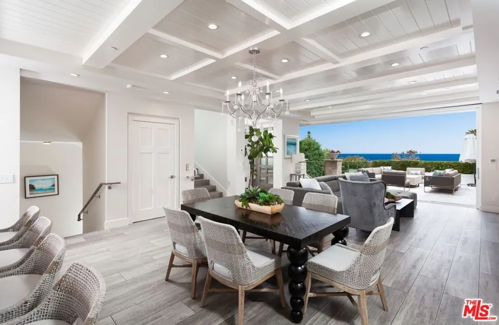 438 Bent Street Laguna Beach, CA 92651