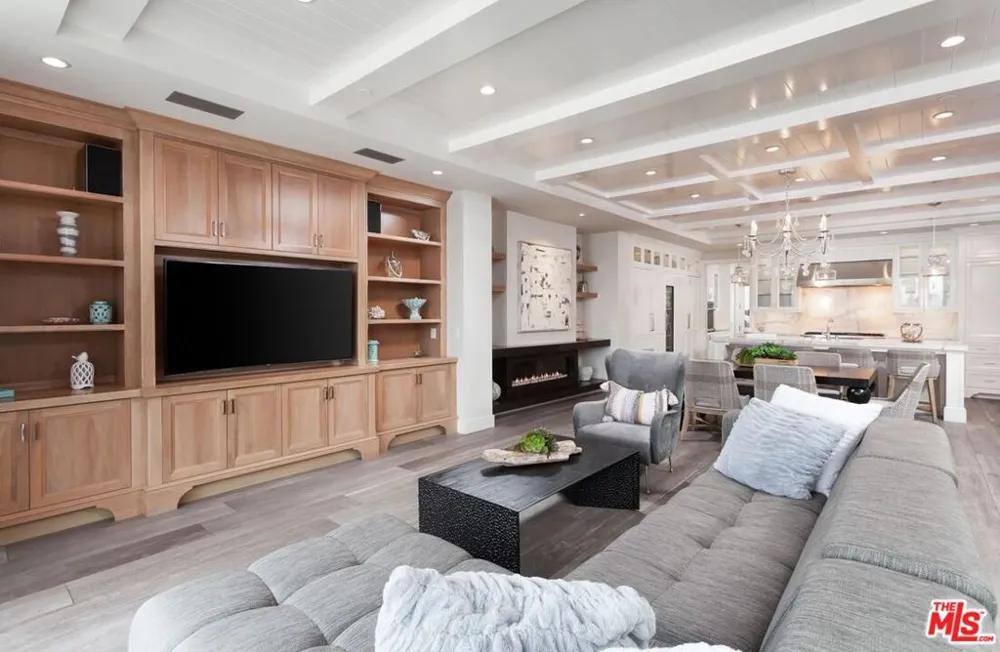 438 Bent Street Laguna Beach, CA 92651