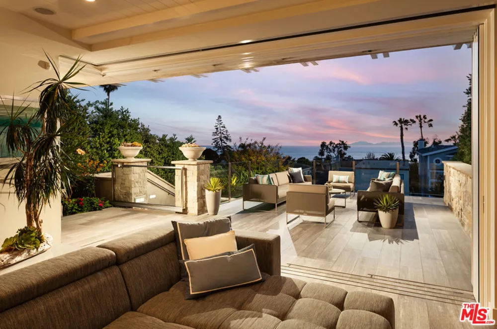 438 Bent Street Laguna Beach, CA 92651