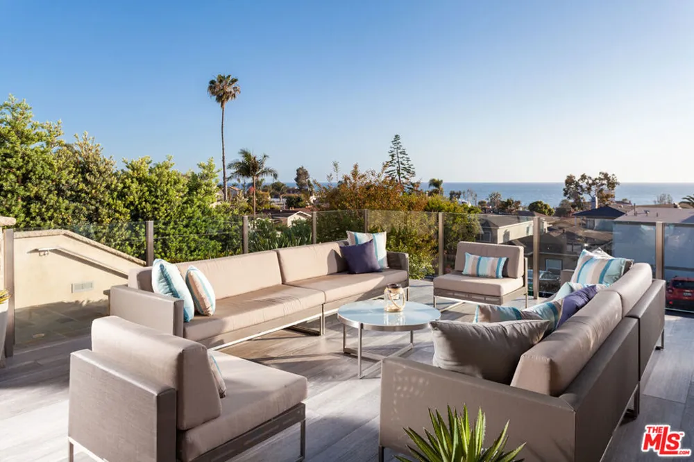 438 Bent Street Laguna Beach, CA 92651