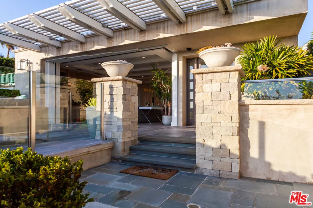 438 Bent Street Laguna Beach, CA 92651