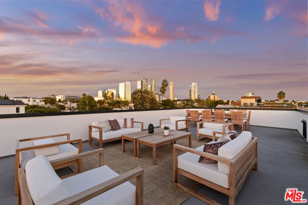 1964 Thayer Avenue Los Angeles, CA 90025