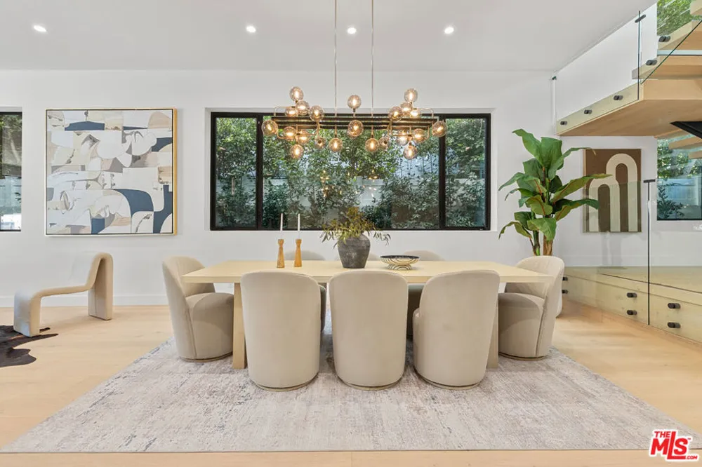 1964 Thayer Avenue Los Angeles, CA 90025