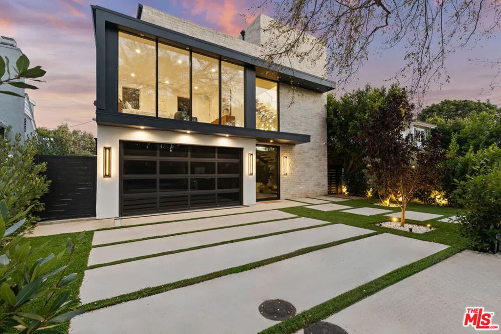 1964 Thayer Avenue Los Angeles, CA 90025