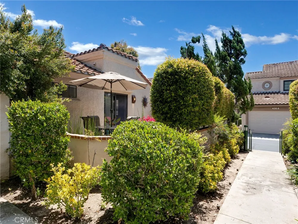 424 Country Club Drive #A Simi Valley, CA 93065