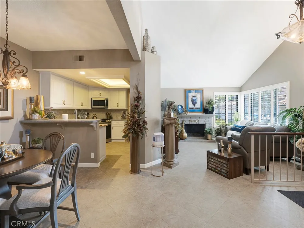 424 Country Club Drive #A Simi Valley, CA 93065